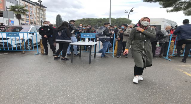 Pazar Yerleri Denetim Altında