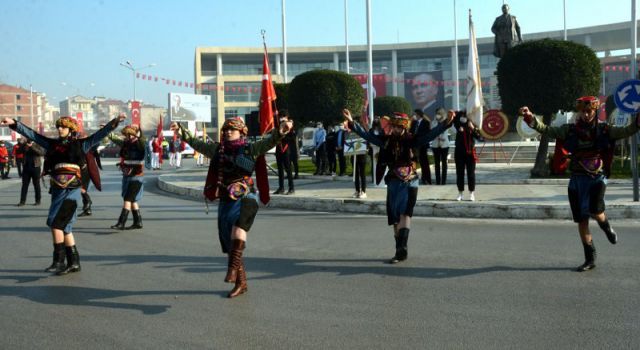 Ata'nın Akhisar'a Gelişinin Yıl Dönümü Kutlandı.