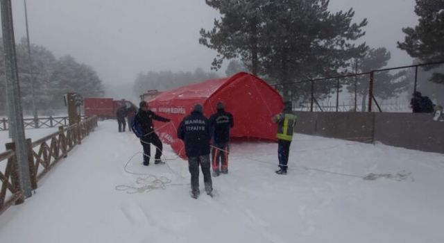 Manisa İtfaiyesi Kış Tatbikatını Gerçekleştirdi