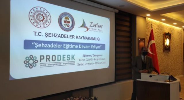 Şehzadeler Eğitime Devam Ediyor