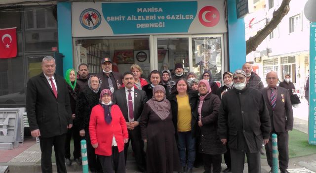 Manisa da 18 Mart'ı Anma Gününde Pilav Hayrı Yapıldı