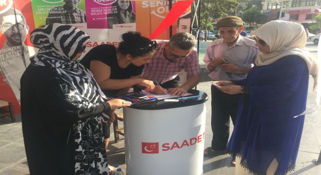 Saadet Partisi Manisa İl Başkanlığı vatandaşın sorunlarını dinledi