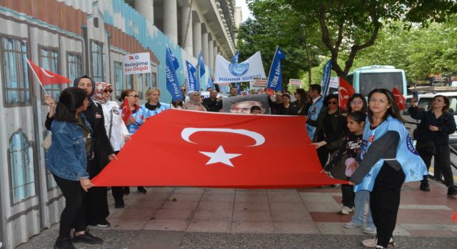 MANİSA TÜRK  EĞİTİM  SEN'DEN  ÖĞRETMENE  ŞİDDETE TEPKİ EYLEMİ