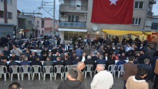 MANİSA BALIKESİRLİLER KÜLTÜR VE YARDIMLAŞMA DERNEĞİNDEN BÜYÜK İFTAR