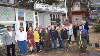 Manisa Hemşehri Kültürleri ve Dayanışma Derneğinden Başkan Cömert’e geçmiş olsun ziyareti